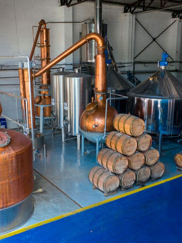 industria-dialcool-destilaria